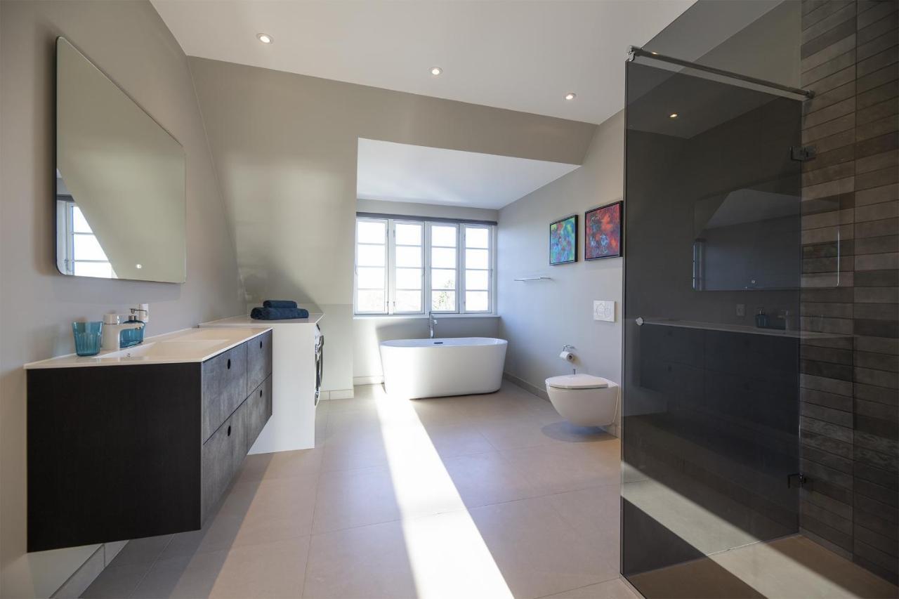 Aday - Modern Living - Balcony Room Олбор Екстериор снимка